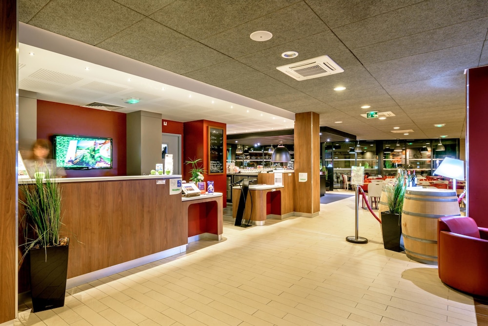 lobby