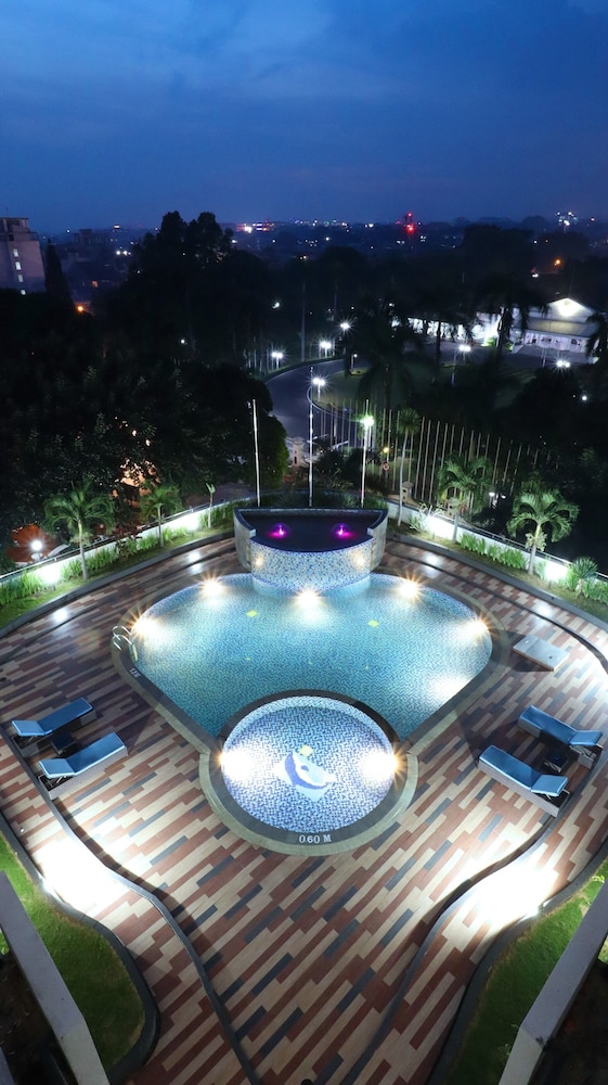 Vue Palace, ARTOTEL Curated 8/58