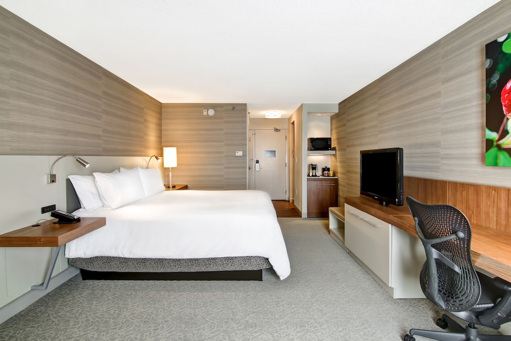 Hilton Garden Inn Toronto Mississauga 13/54
