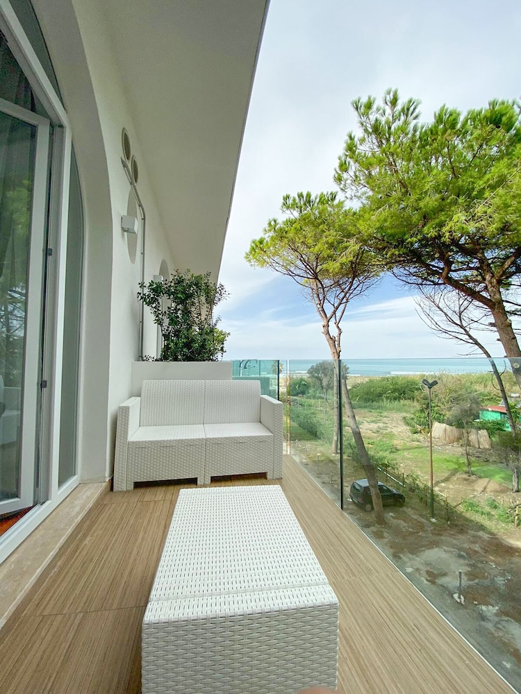 Hotel Artemide Mare 19/40
