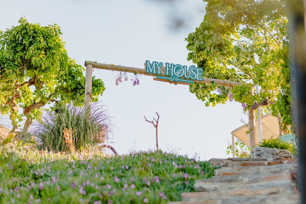 Myhouse Urla Butik Otel 40/50