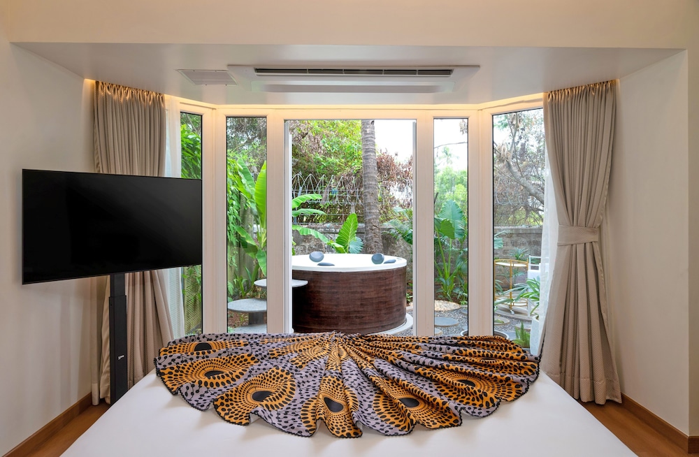 The Orchid Passaros Goa Adults Only 37/48