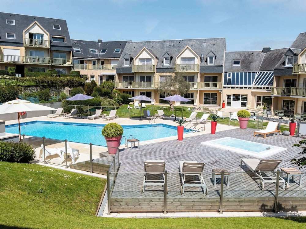Hotel Mercure Omaha Beach 64/72
