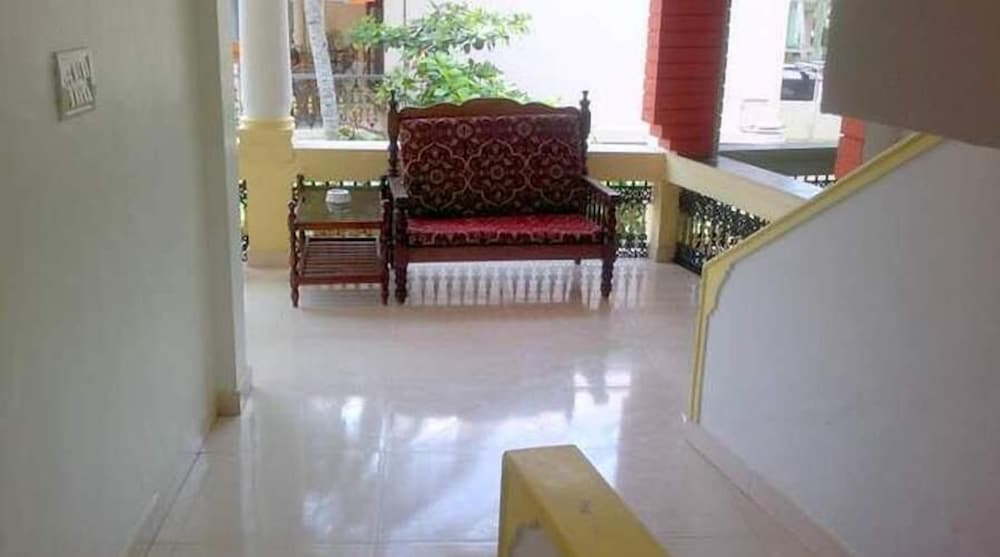 Beach Florra Inn 6/45