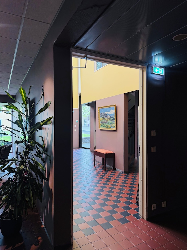 Hotel Bifrost 25/50