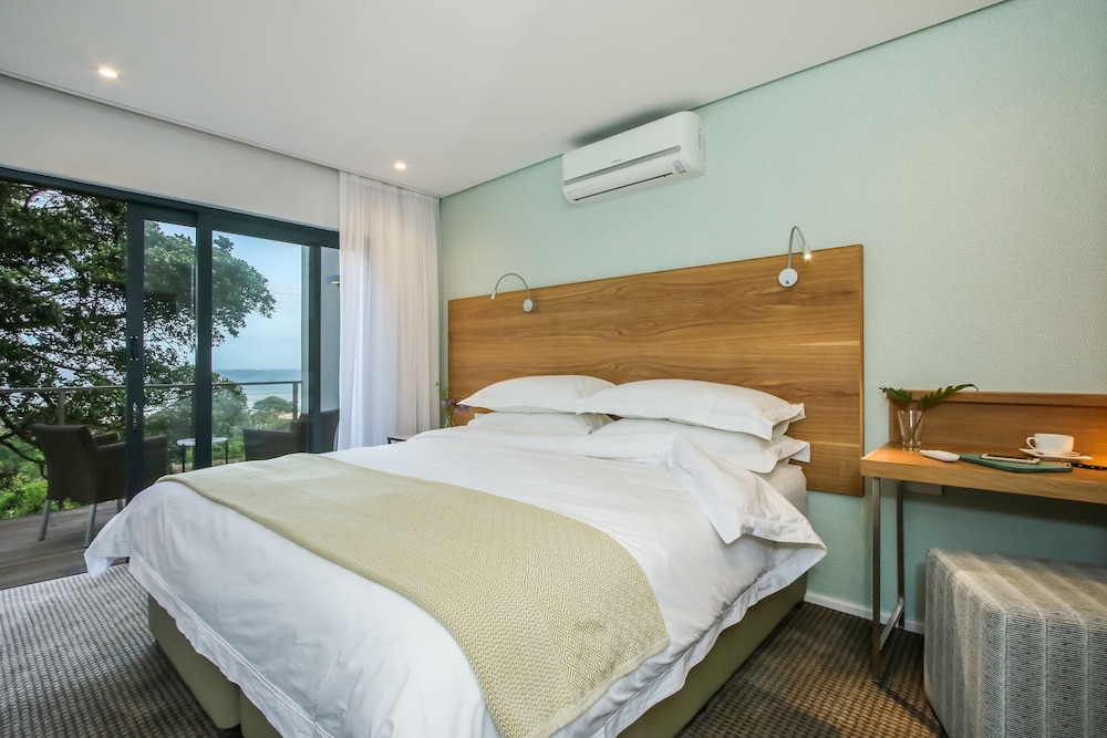 Standard, Ocean View, Balcony