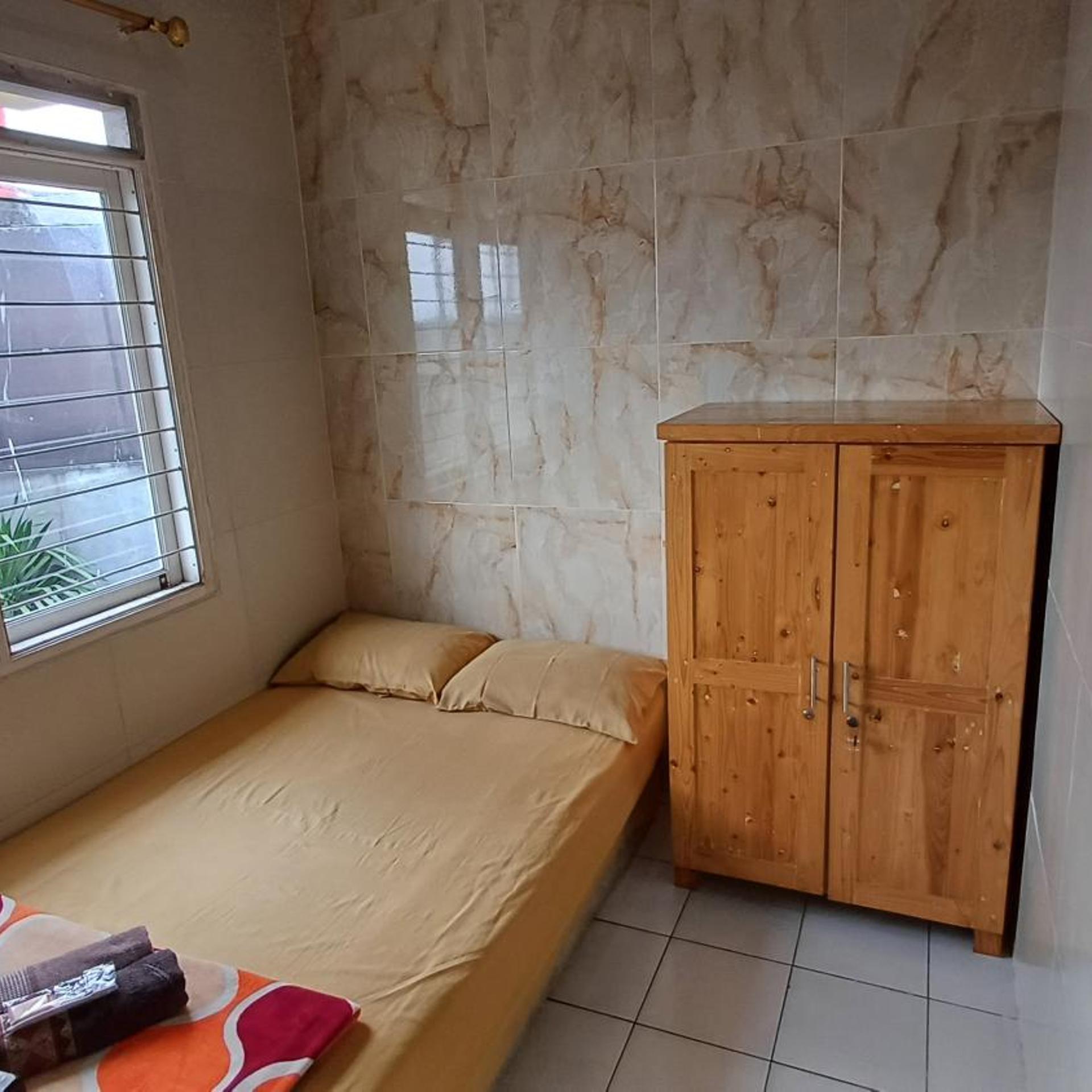 SPOT ON 3988 Kost Carmelia Baranangsiang Syariah 9/45