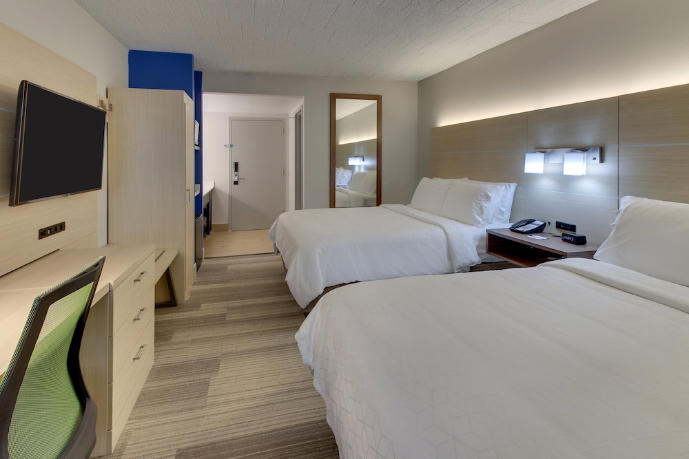 HOLIDAY INN EXPRESS PITTSTON SCRANTON AIRPORT 16/54