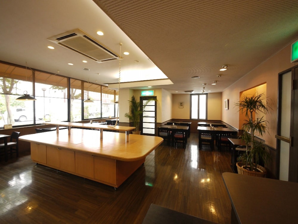 HOTEL ROUTE INN COURT MATSUMOTO INTER 26/32