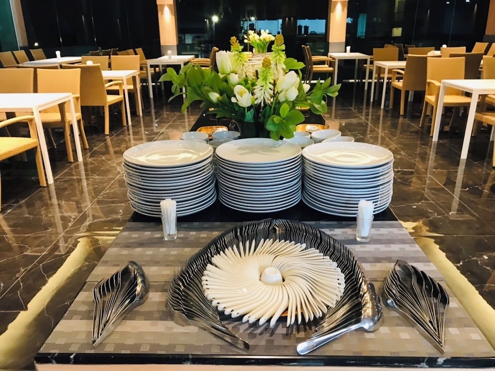 Mayflower Grande Hotel Phitsanulok 30/42
