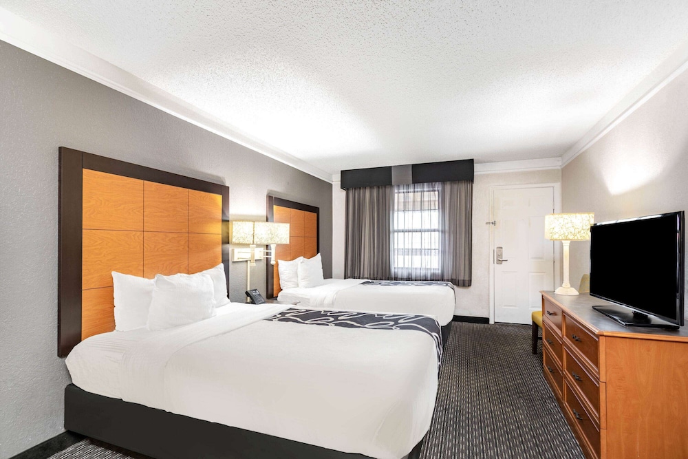 Travelodge by Wyndham El Paso - Airport 17/30