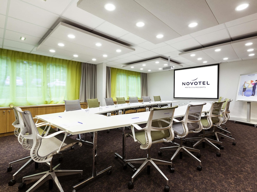 NOVOTEL LIMOGES LE LAC 58/72