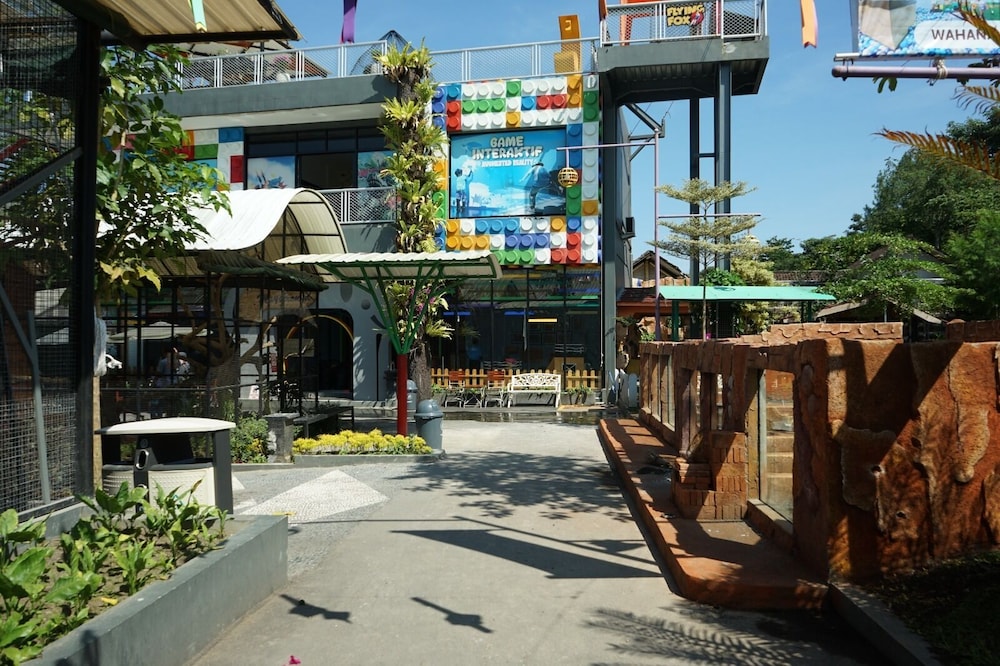 Griya Persada Convention Hotel And Resort 43/50