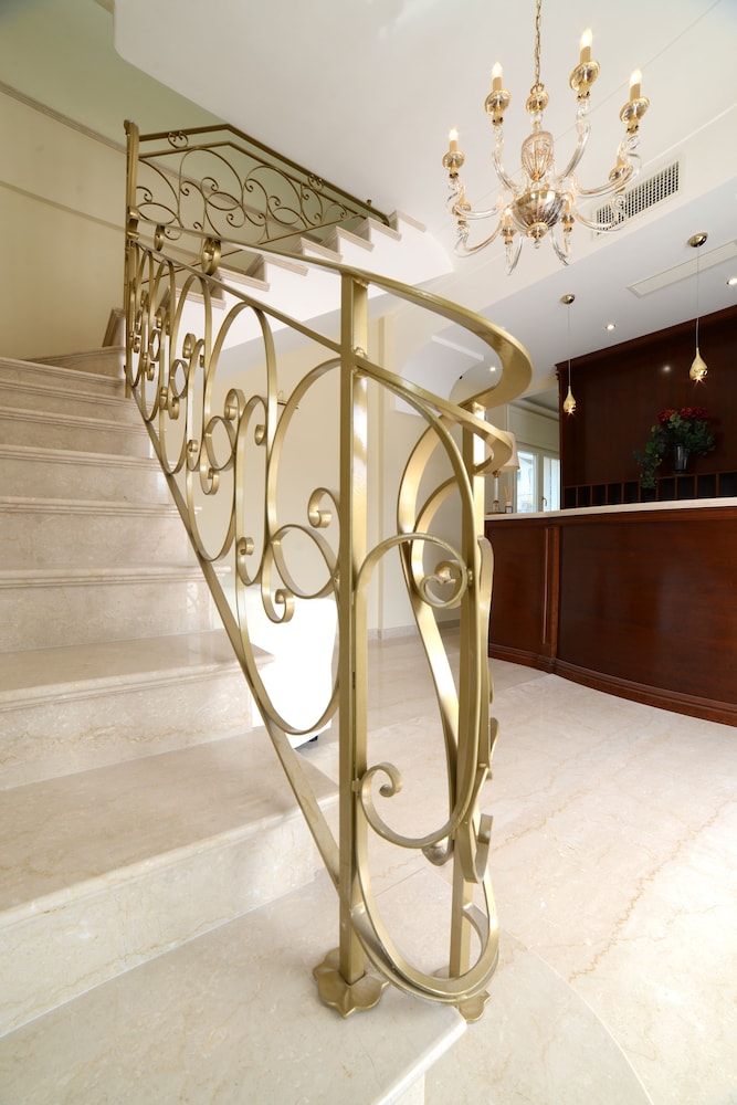 Grand Hotel Royal 26/48