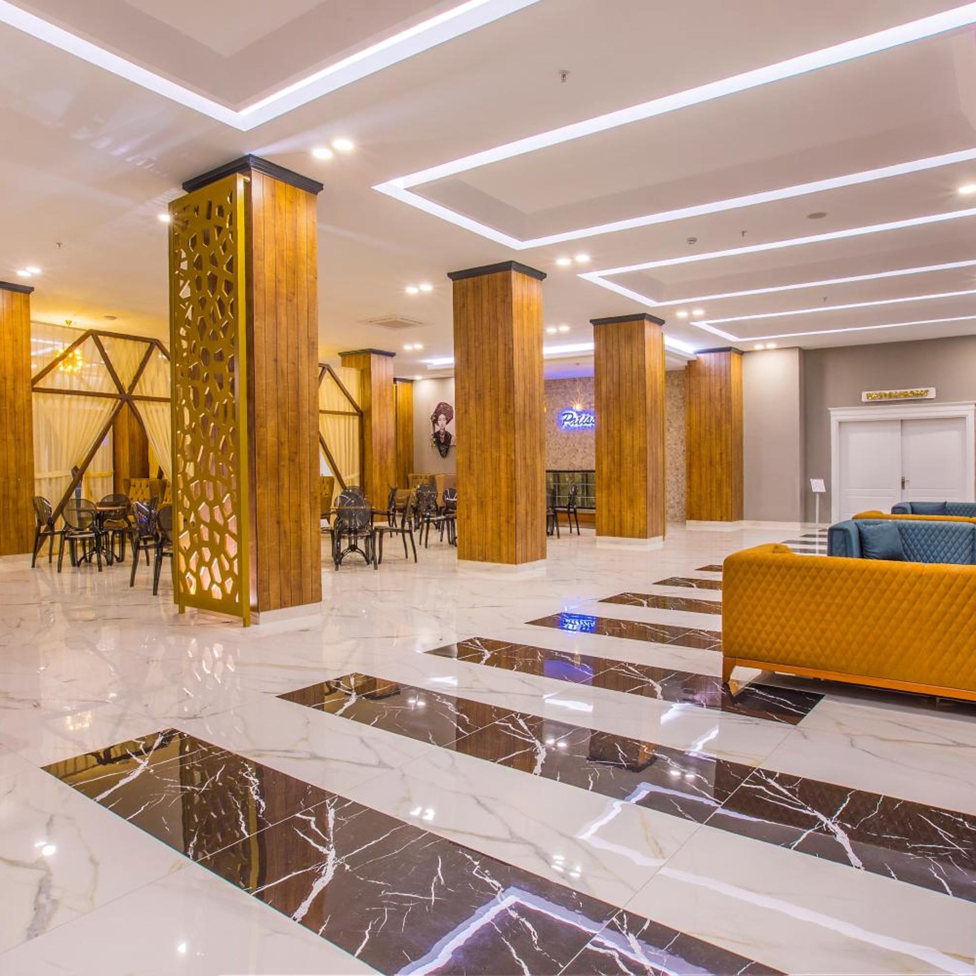 Meridia Beach Hotel 11/51