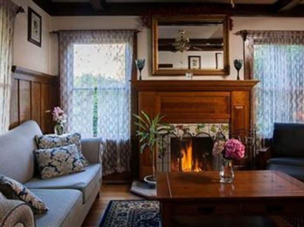 Calistoga Wine Way Inn 31/40