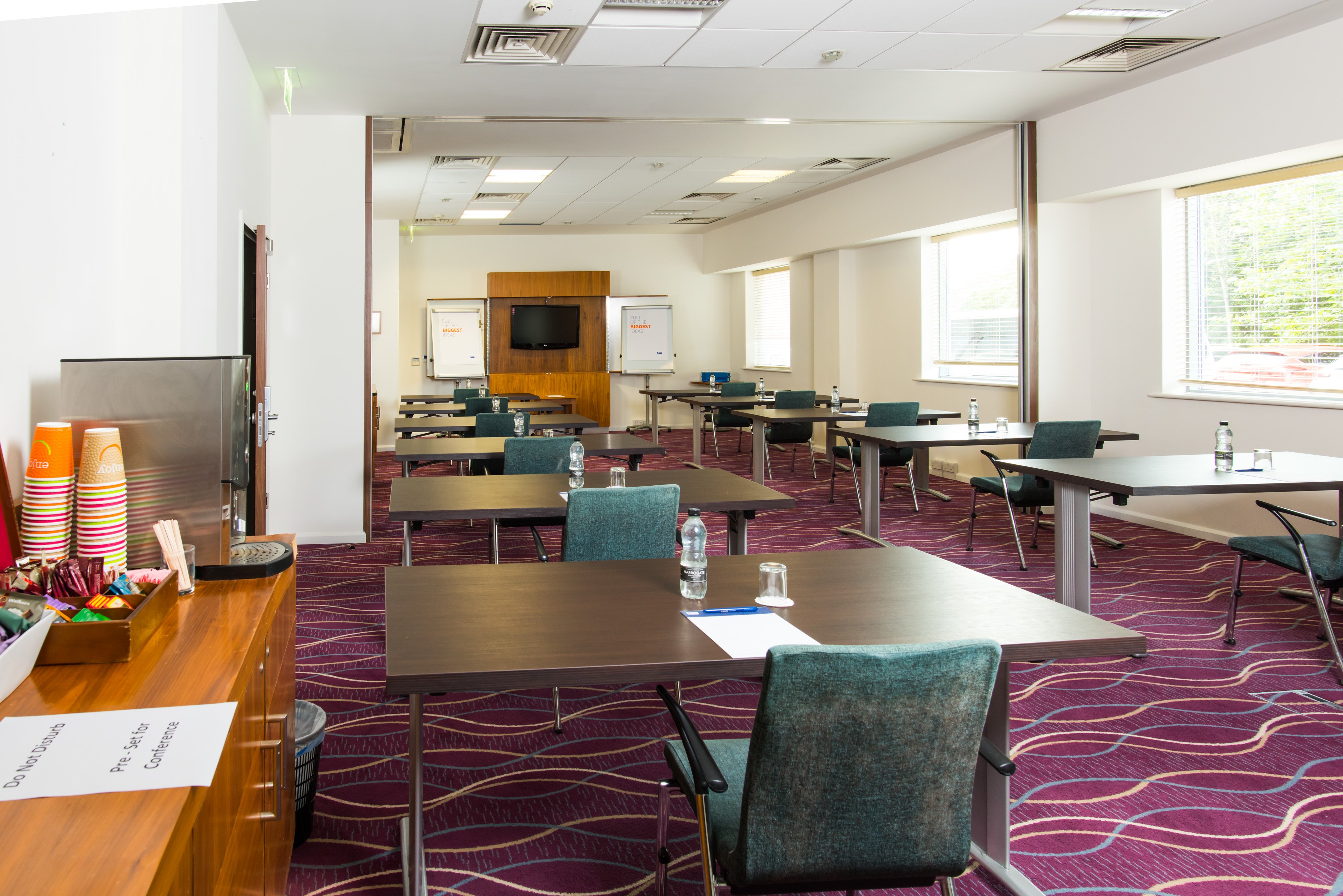 Holiday Inn Express Tamworth 45/58