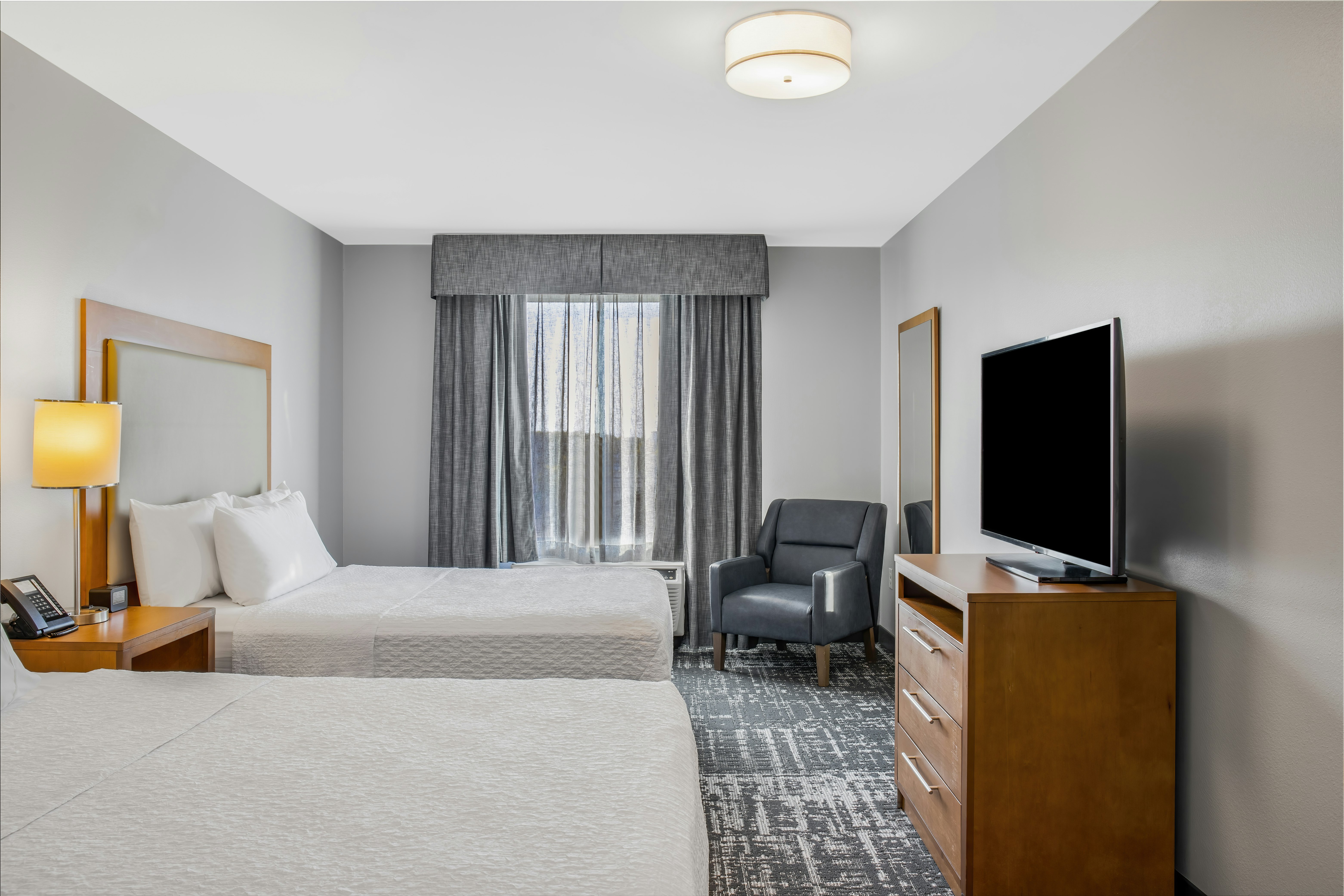 1 BEDROOM, SUITE, 2 QUEEN BEDS