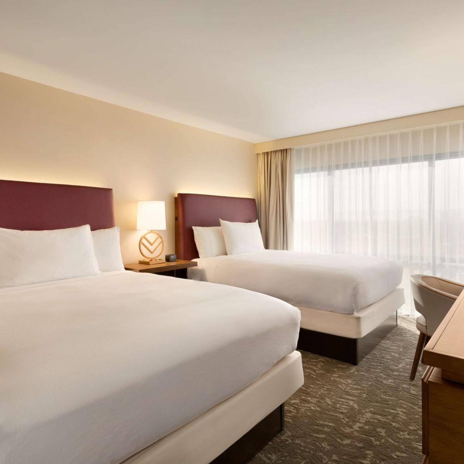 2 ROOMS, SUITE, 2 QUEEN BEDS