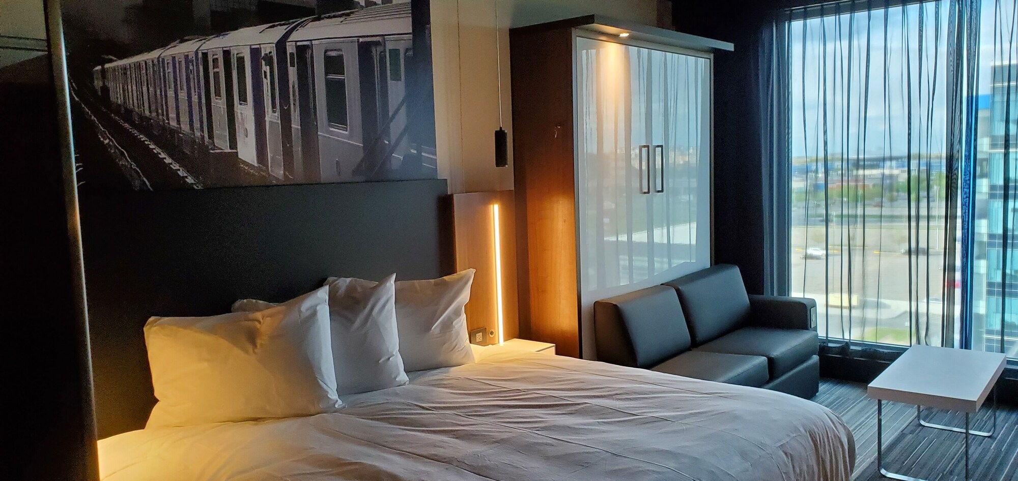 Grand, Plus, Comfort, King Bed, Queen Murphy Bed