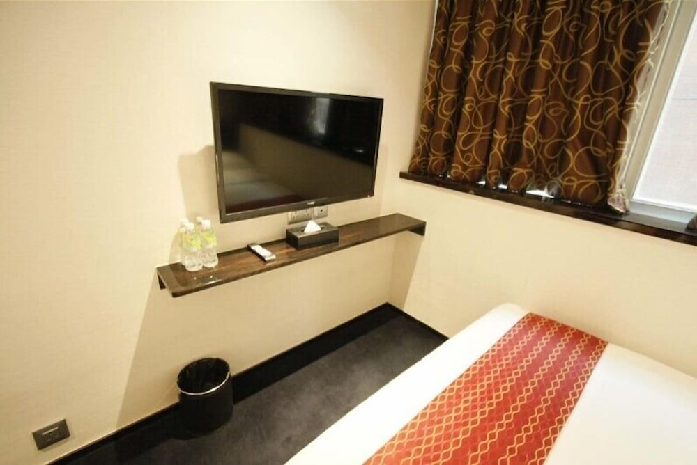 Noble Park Hotel 18/21