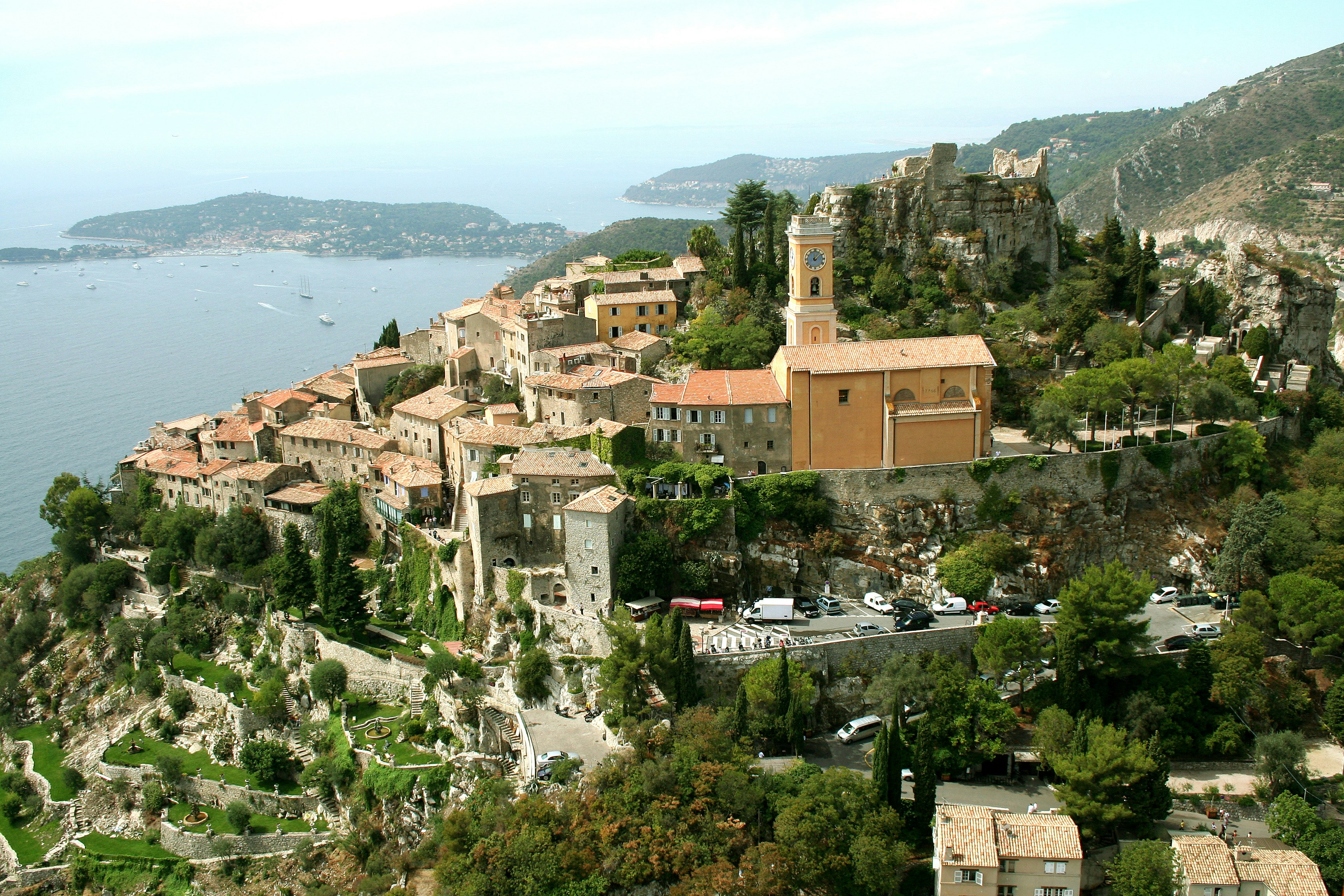 Chateau Eza 78/82
