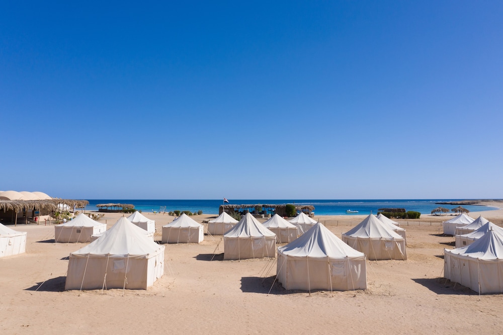 Marsa Nakari Village 25/50