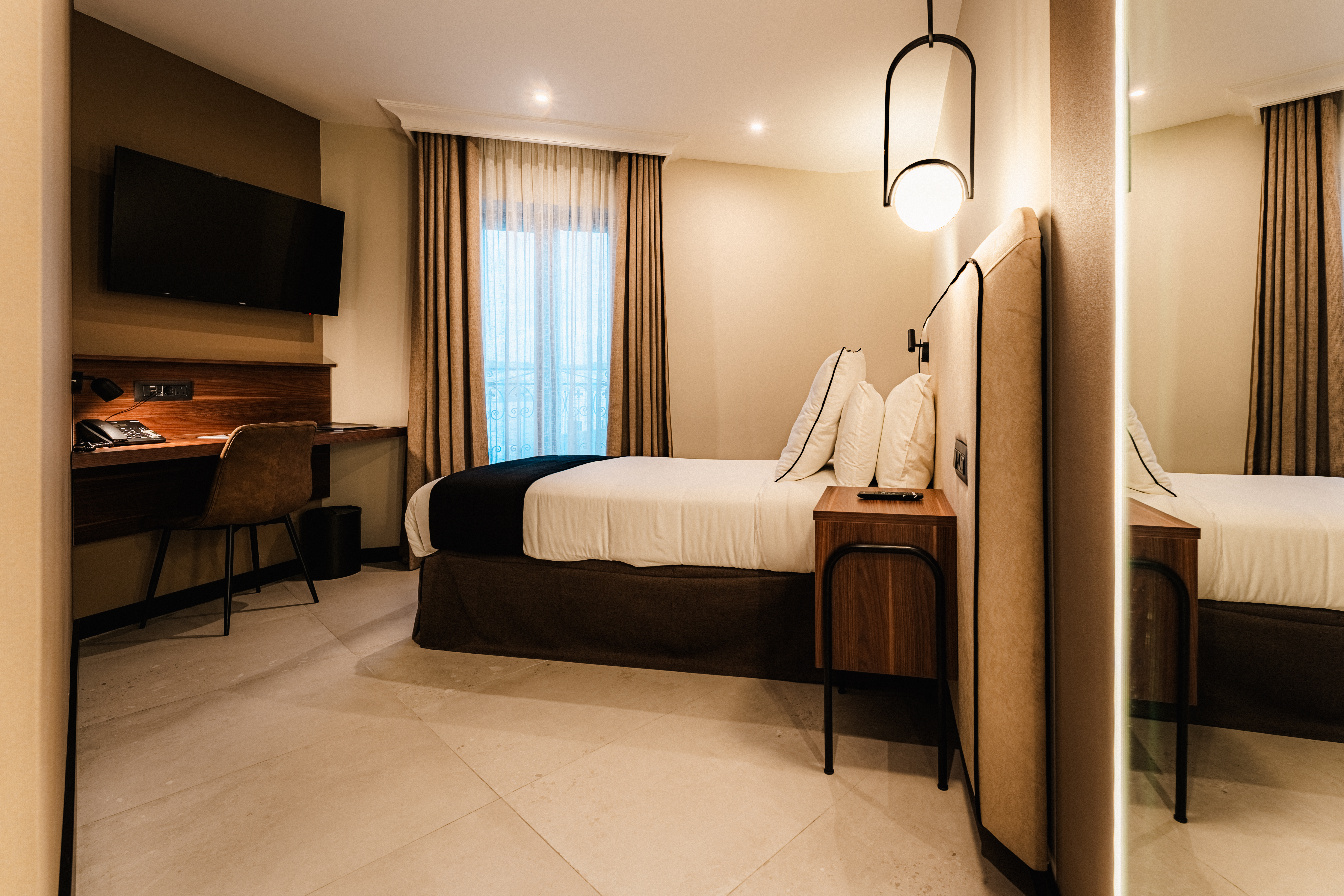 Room, Single, Balcony