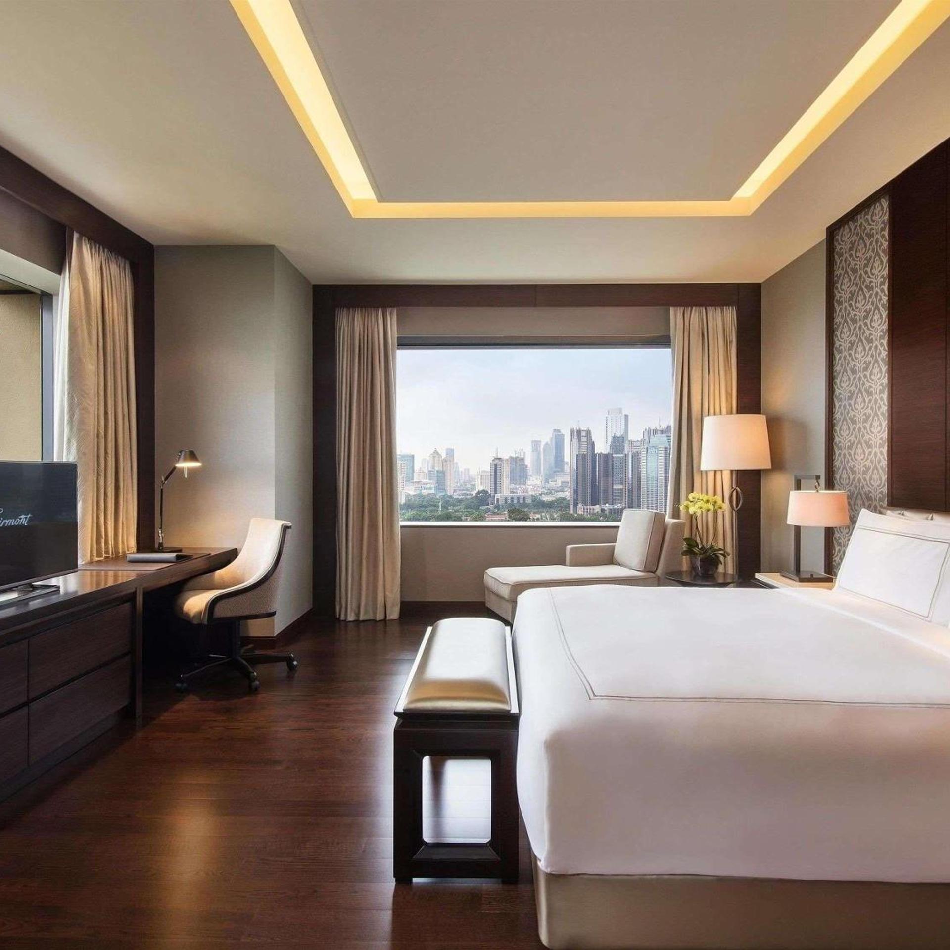 Fairmont Gold, Suite, Smoking