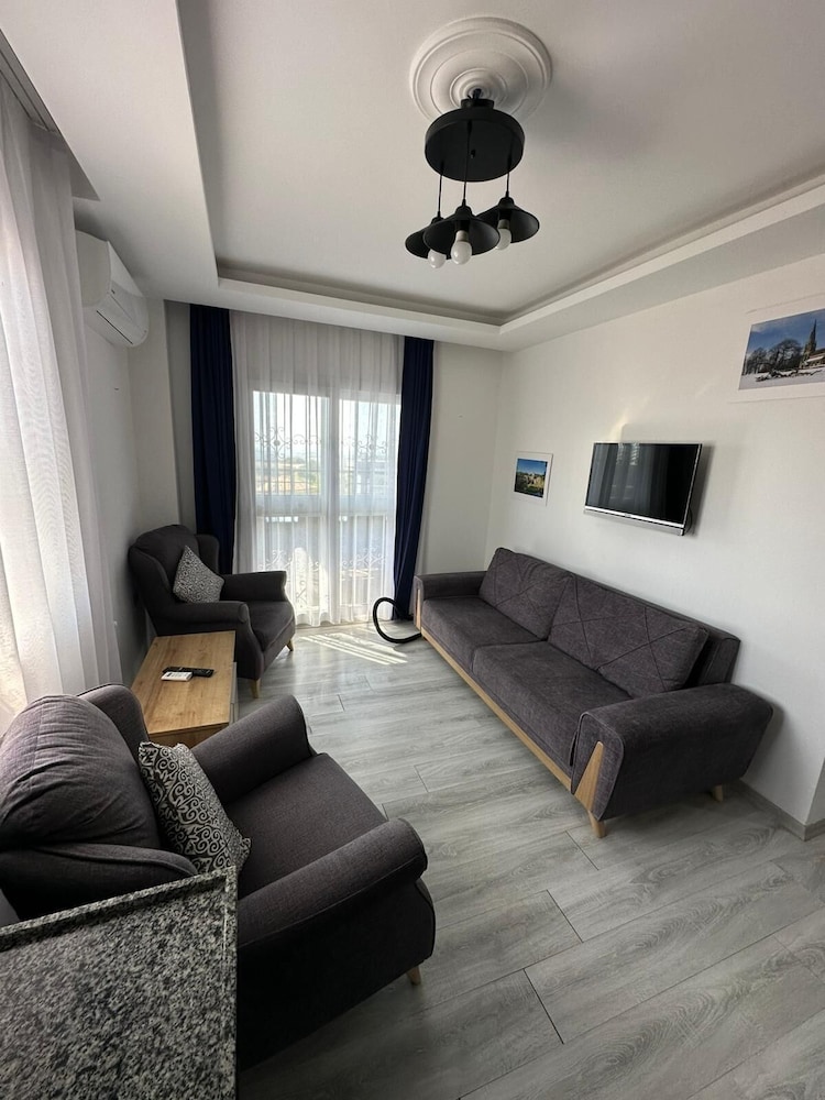 Mavi Restaurant & Apartments 3 30/50