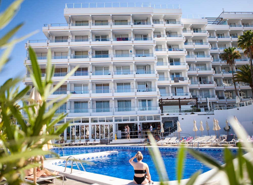 Coral Ocean View - Adults Only 1/50