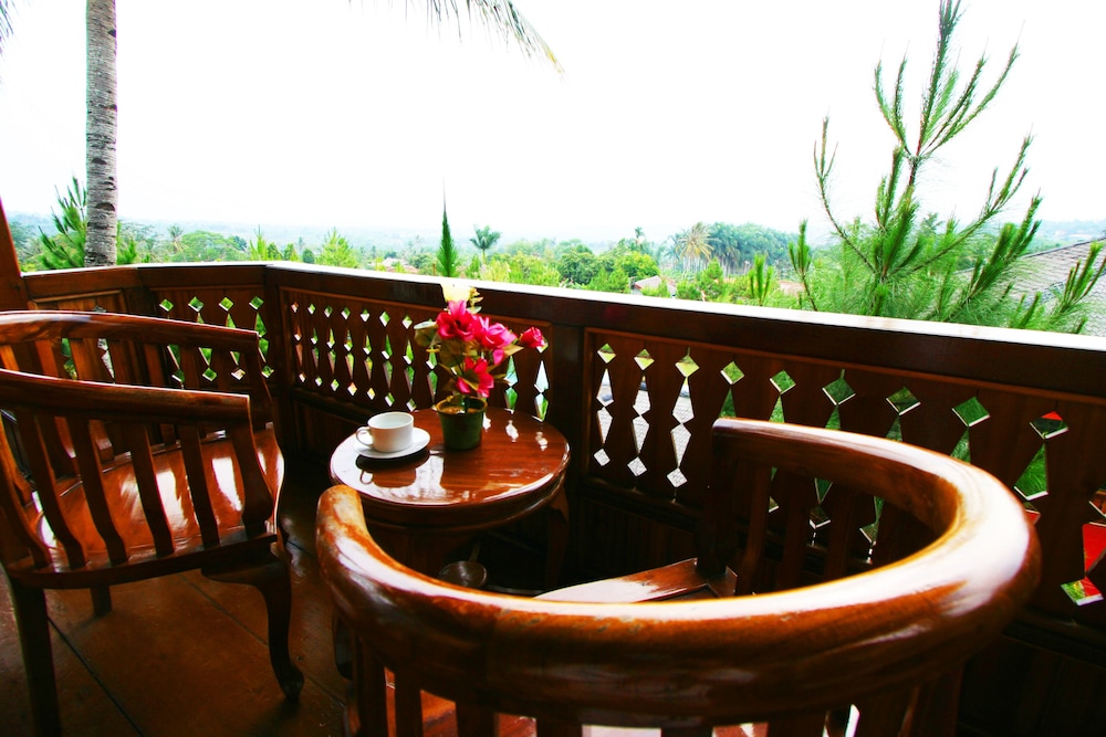 Jambuluwuk Convention Hall And Resort Puncak 42/56