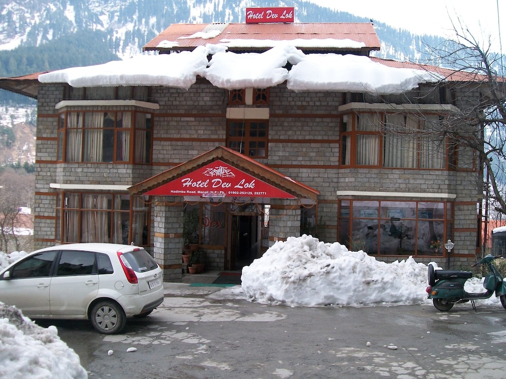 HOTEL DEVLOK 47/49