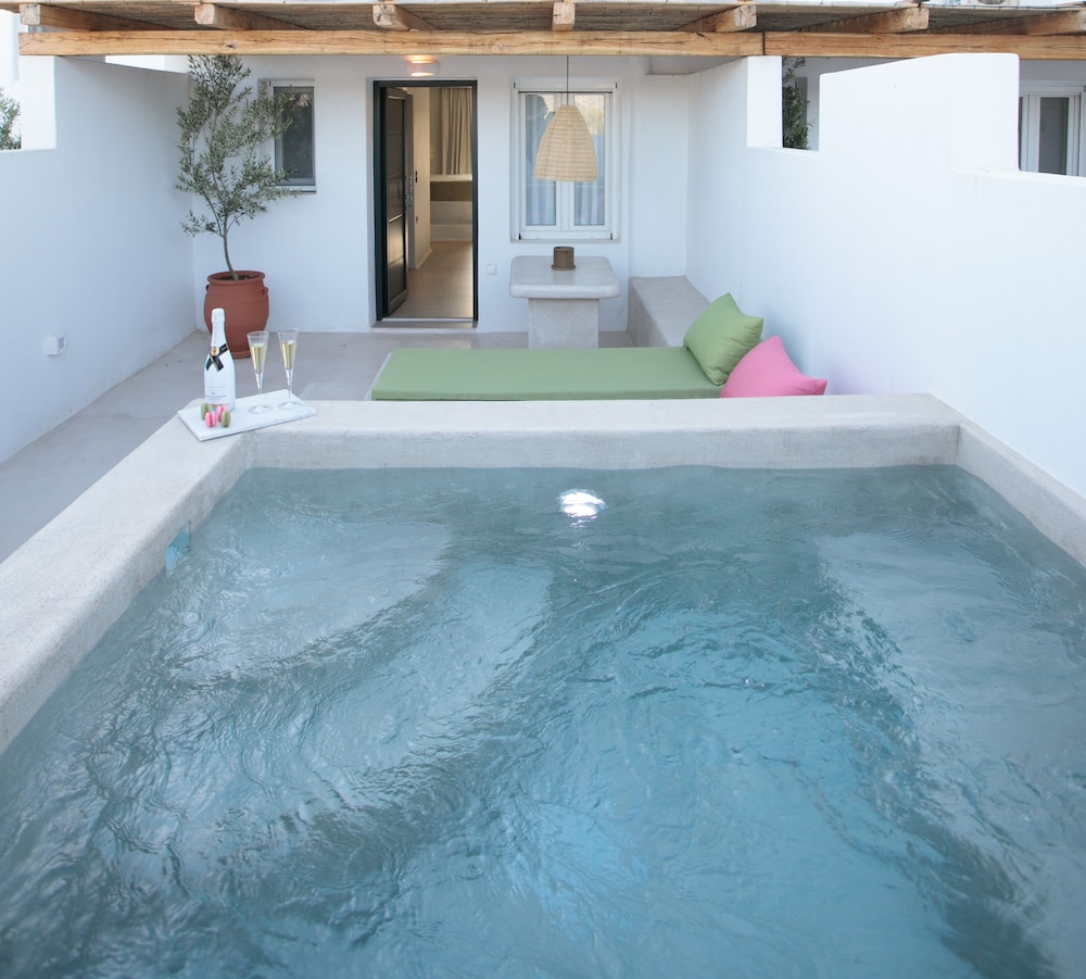 Iphimedeia Apartments Suites 42/75