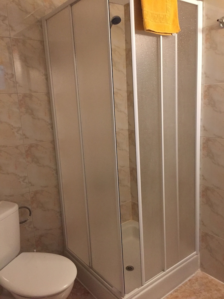 Residencia Cardona 30/57