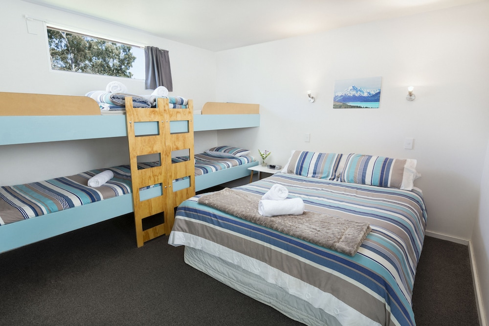 North South Holiday Park 25/72