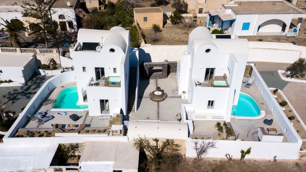 White Harmony Suites 40/69