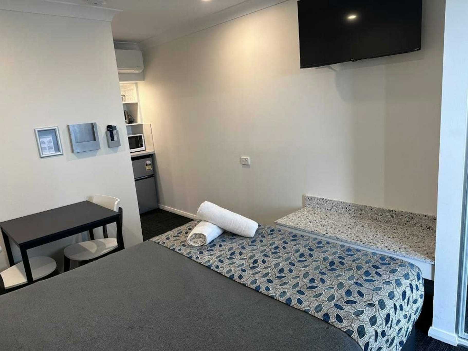 NEWCASTLE HEIGHTS MOTEL 5/9
