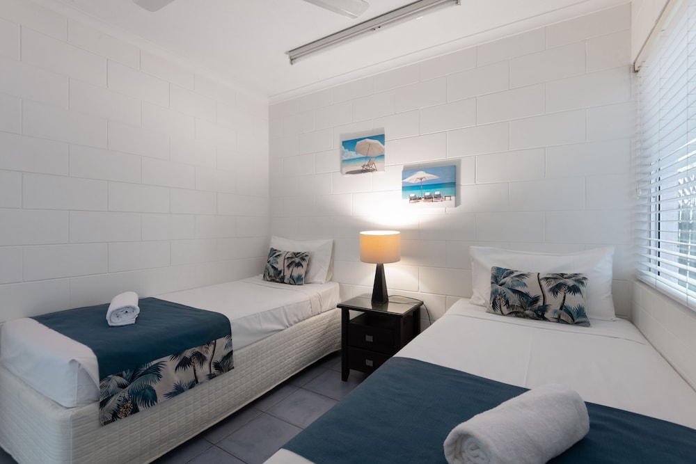 2 BEDROOMS, CLASSIC, APARTMENT