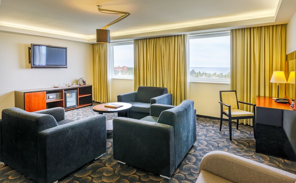 Meresuu SPA & Hotel 46/68