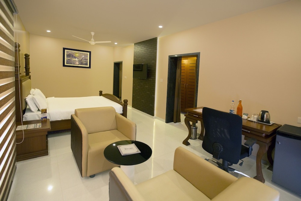 Jiwan Residency 15/24