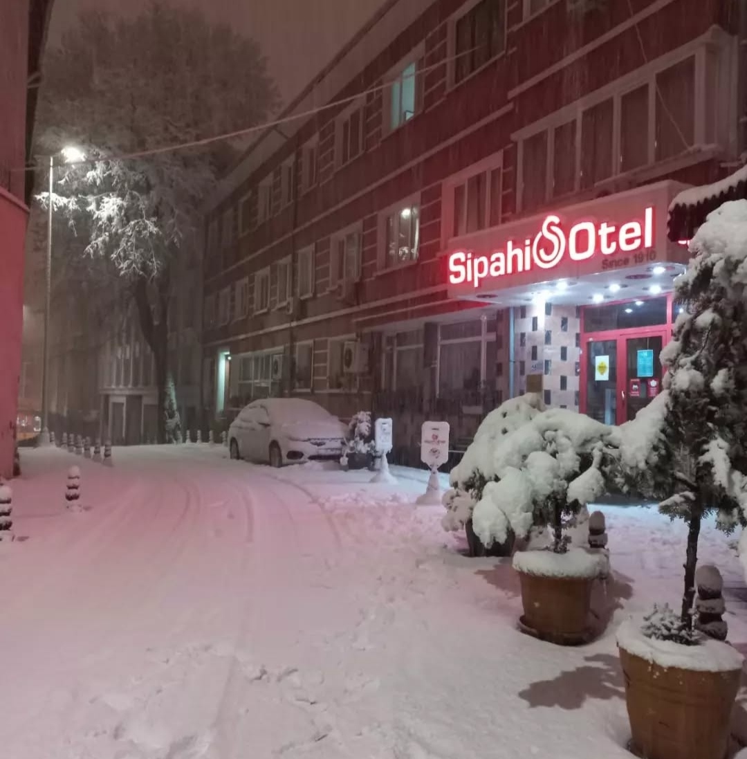 SIPAHI HOTEL 48/50