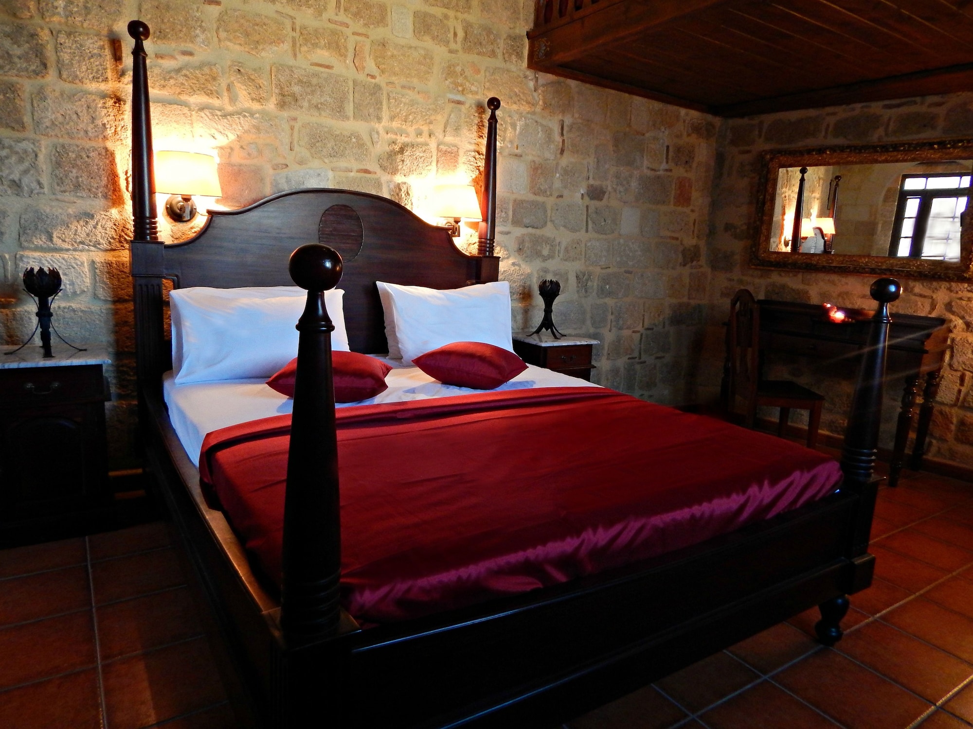 Medium, Superior, Suite, King Bed, Annex