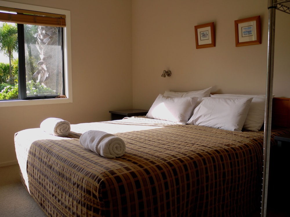 Bay of Islands Holiday Apartments 12/50
