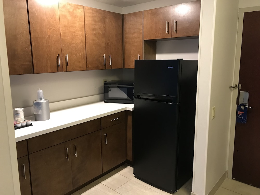 Holiday Inn Express Orlando South Davenport 7/70