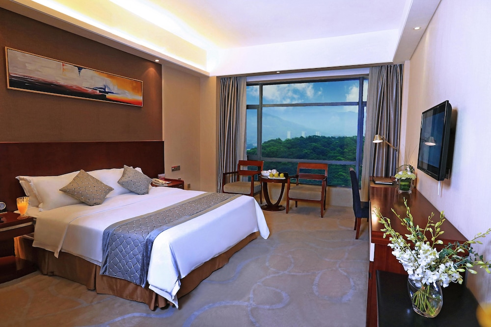 Ramada by Wyndham Longyan 13/55
