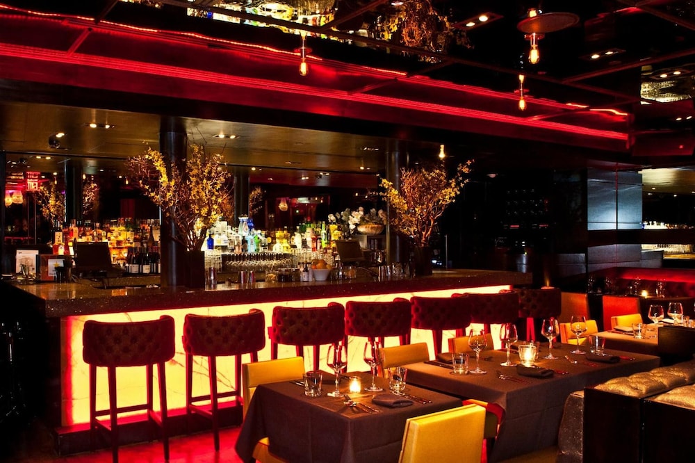 Sanctuary Hotel New York 47/56