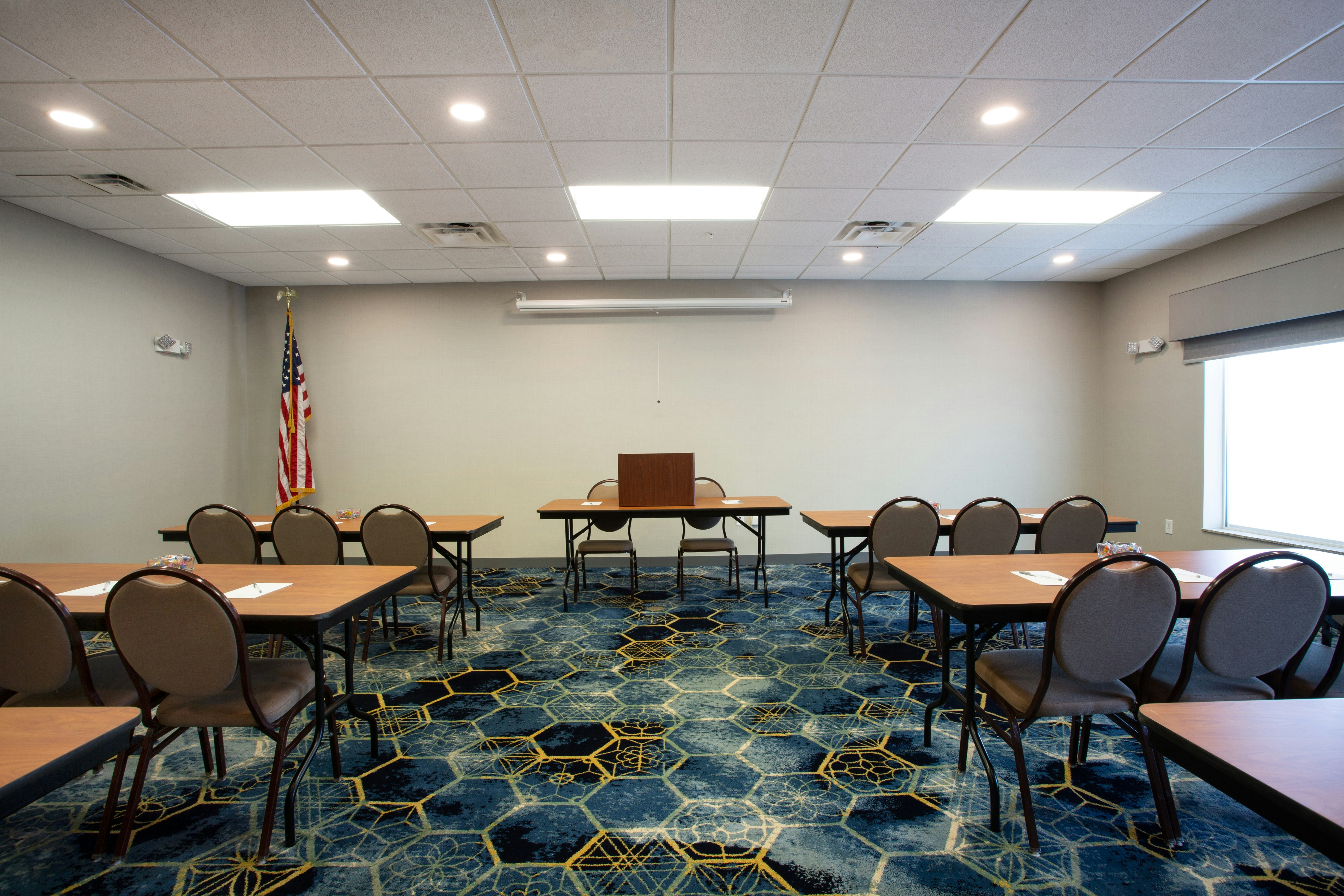 Hampton Inn Watertown 38/47