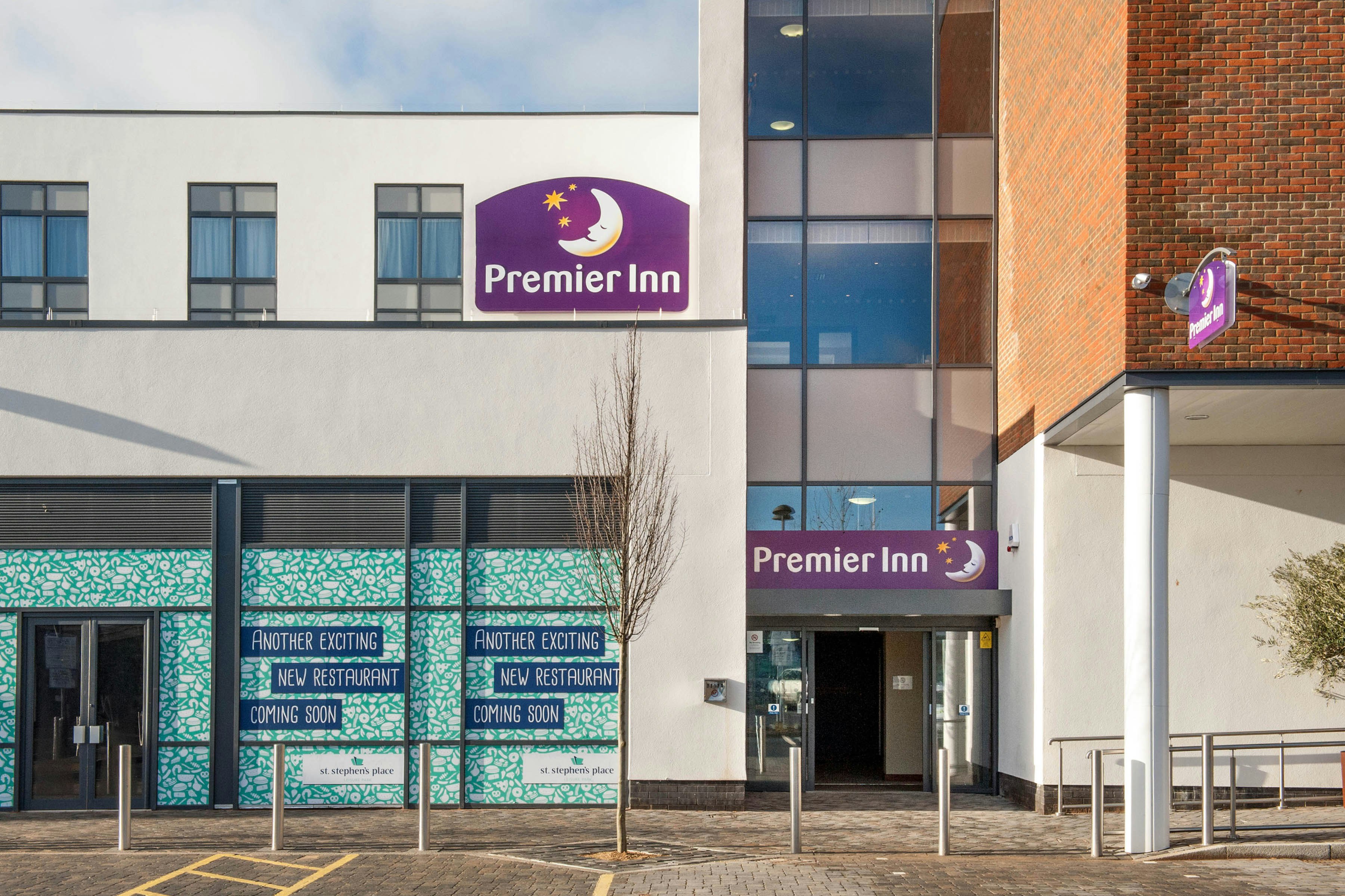 Premier Inn Trowbridge in TROWBRIDGE