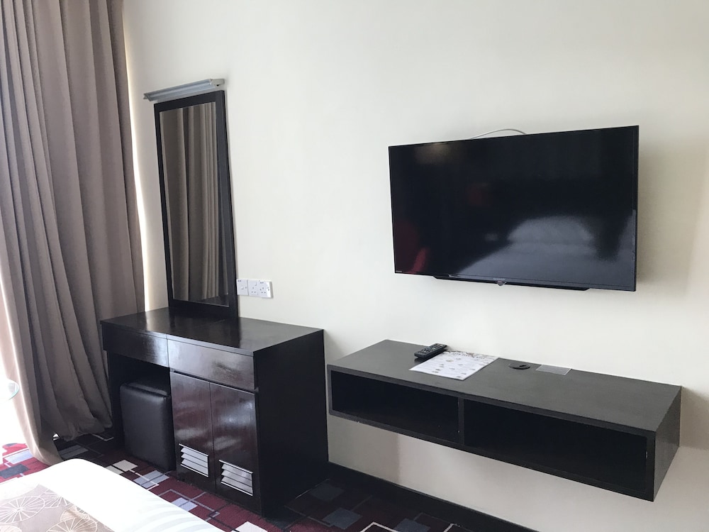 Ssl Traders Hotel 16/24